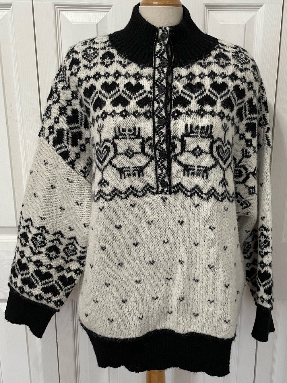 American Eagle Outfitters Black and White Fair Isle Cardigan
